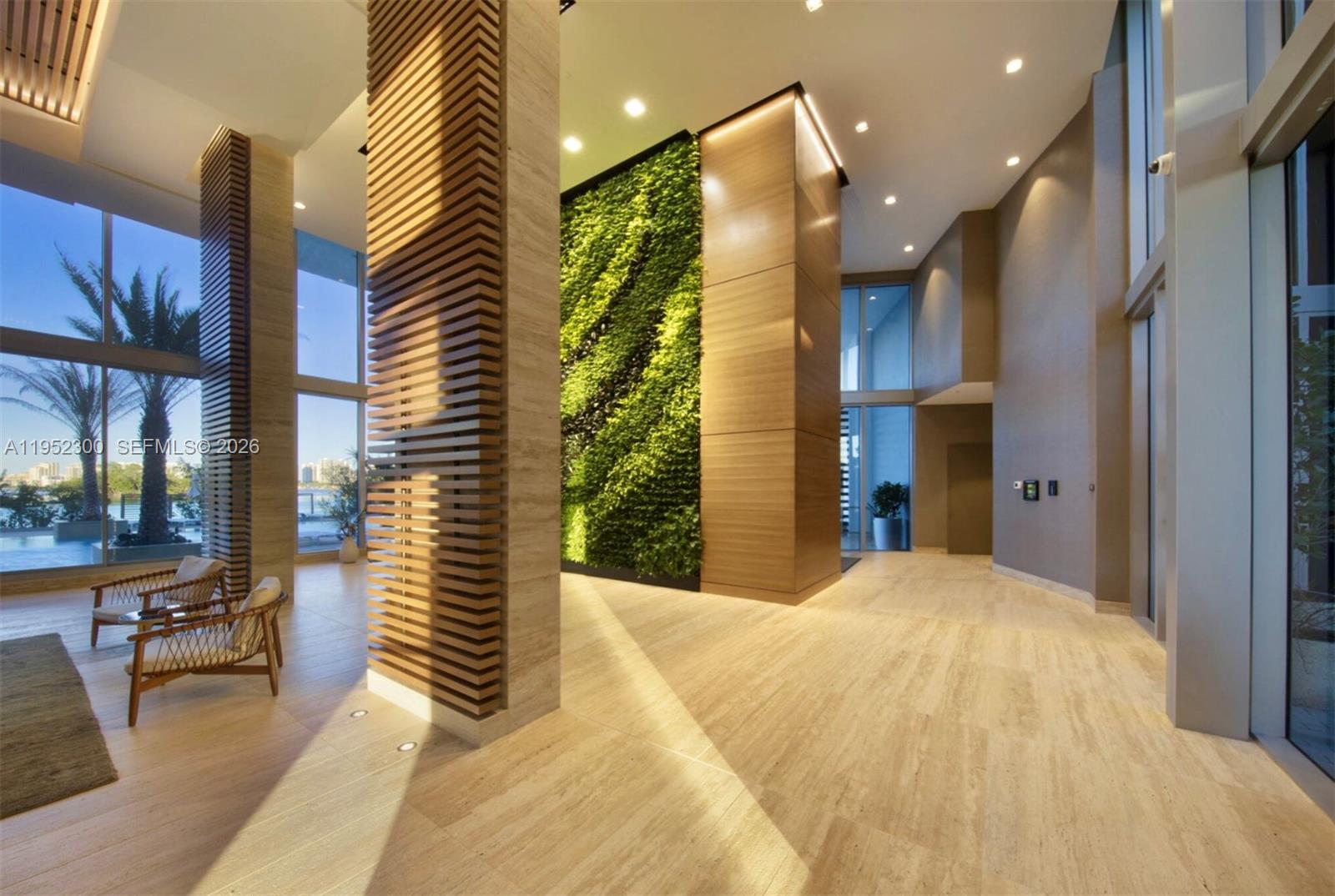 THE HARBOUR SOUTH CONDO - Residential