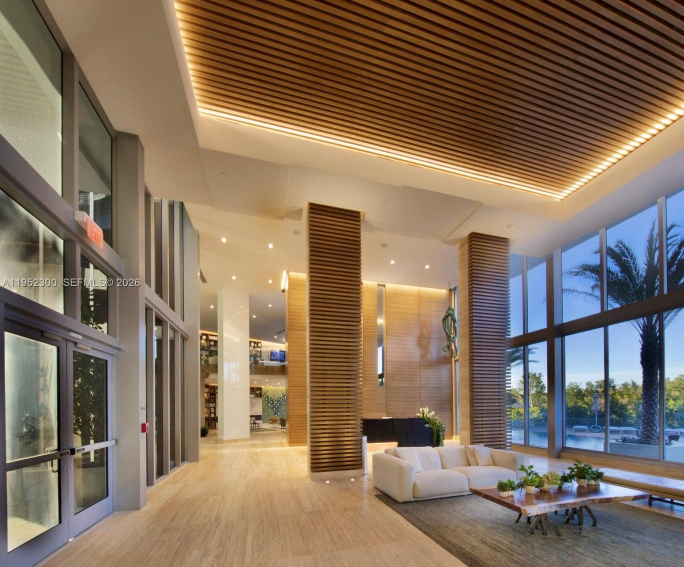 THE HARBOUR SOUTH CONDO - Residential