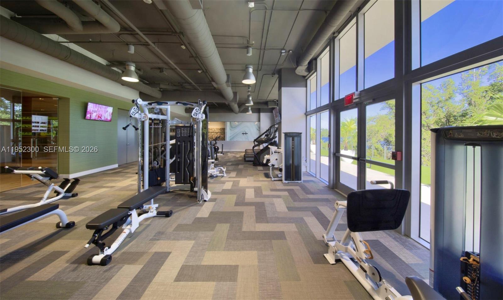 THE HARBOUR SOUTH CONDO - Residential