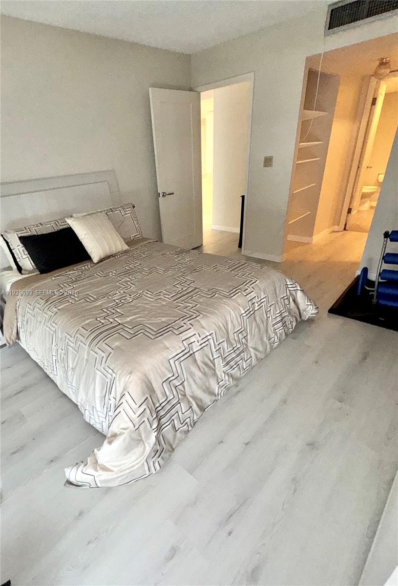 CHARTER CLUB CONDO - Residential