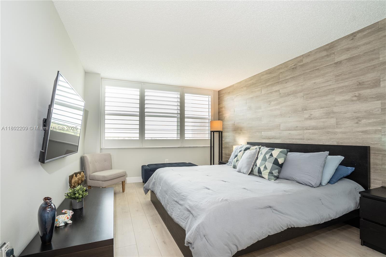 PARK PLACE CONDOMINIUM NO - Residential