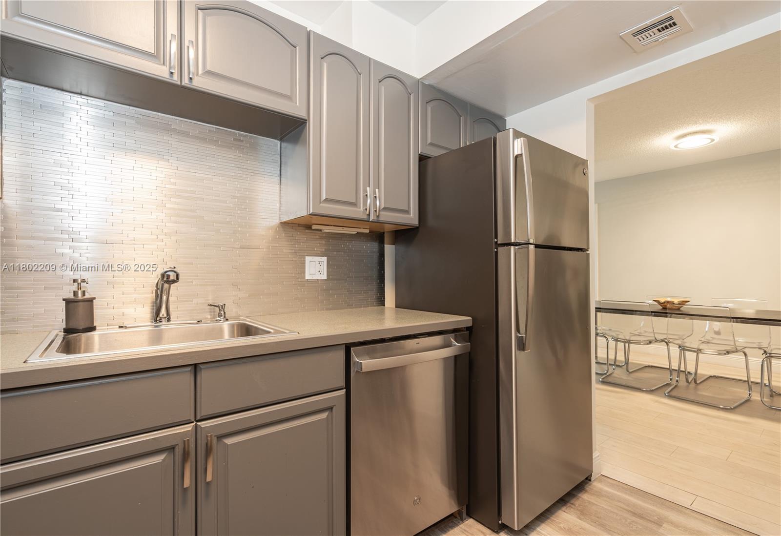 PARK PLACE CONDOMINIUM NO - Residential