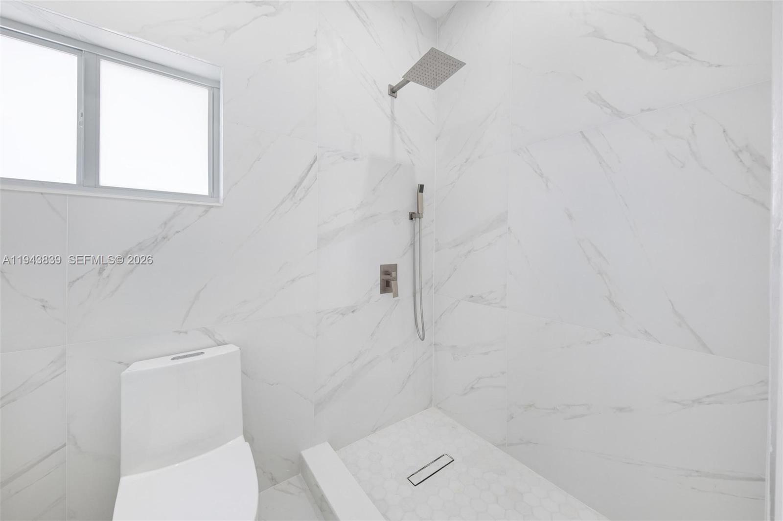 CAROL CITY CORR PL OF - Residential