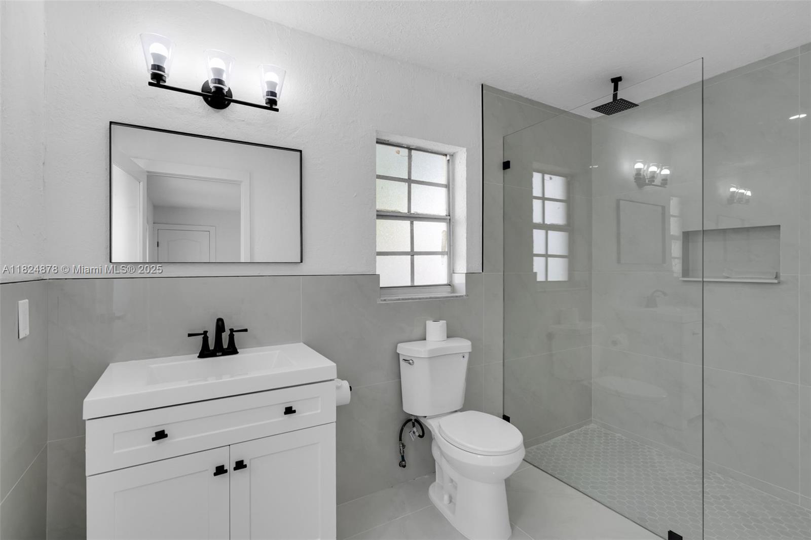 BOULEVARD WEST - Residential