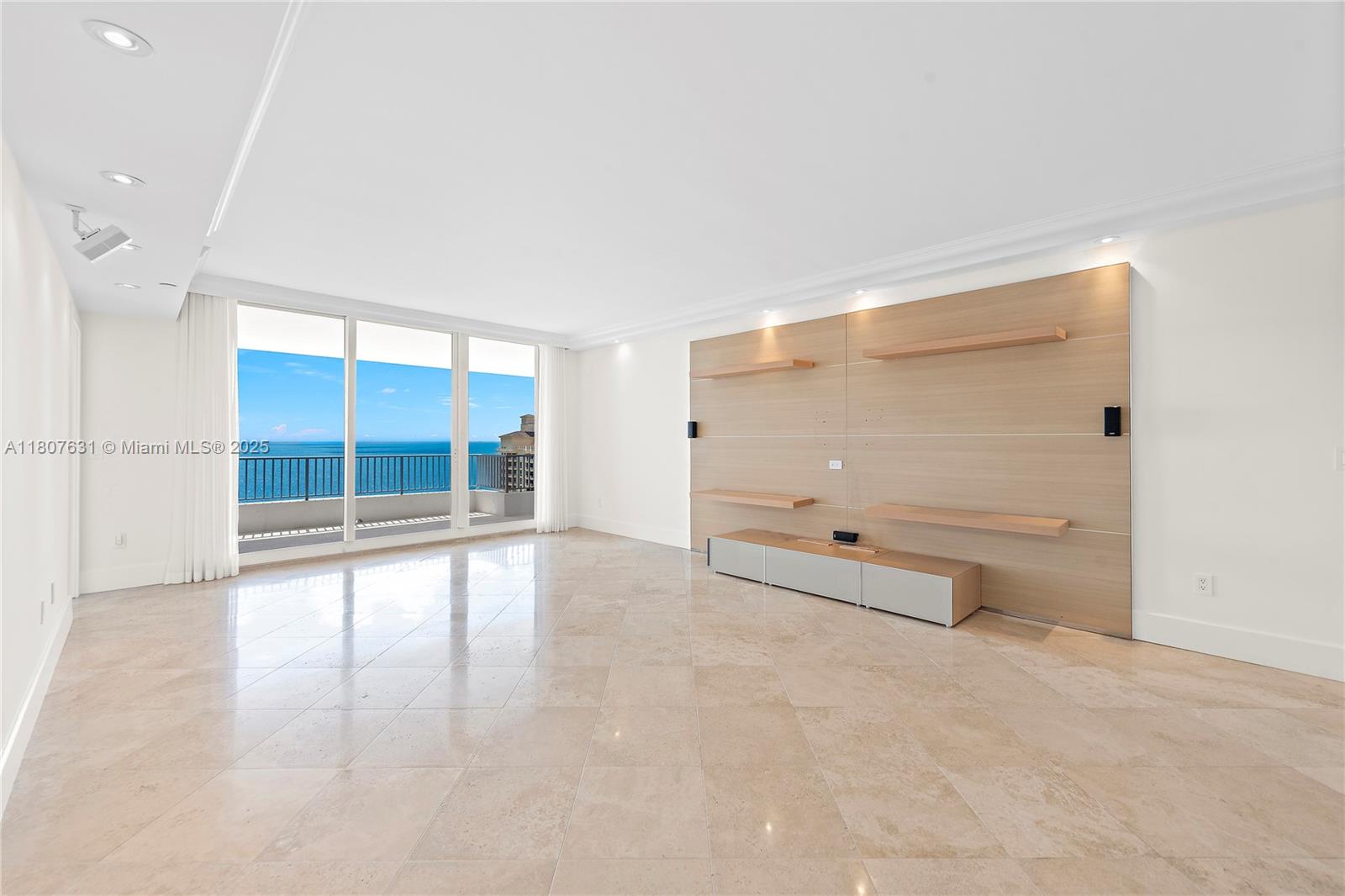 CLUB TOWER TWO CONDO - Residential