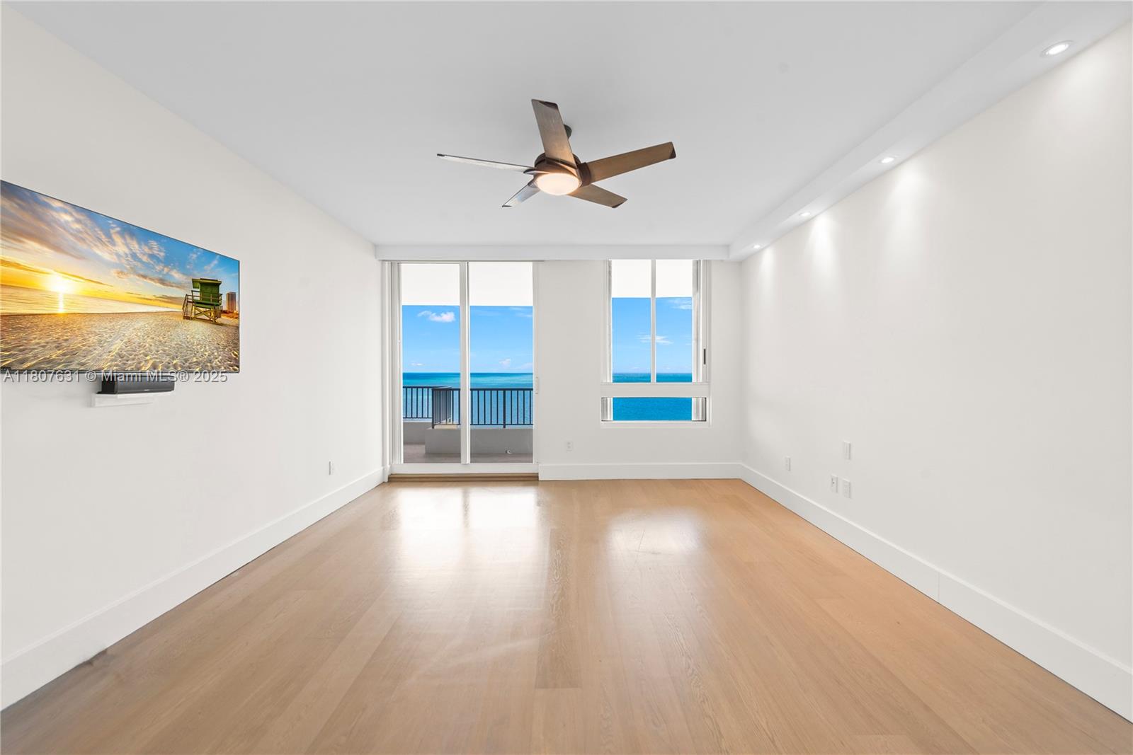 CLUB TOWER TWO CONDO - Residential