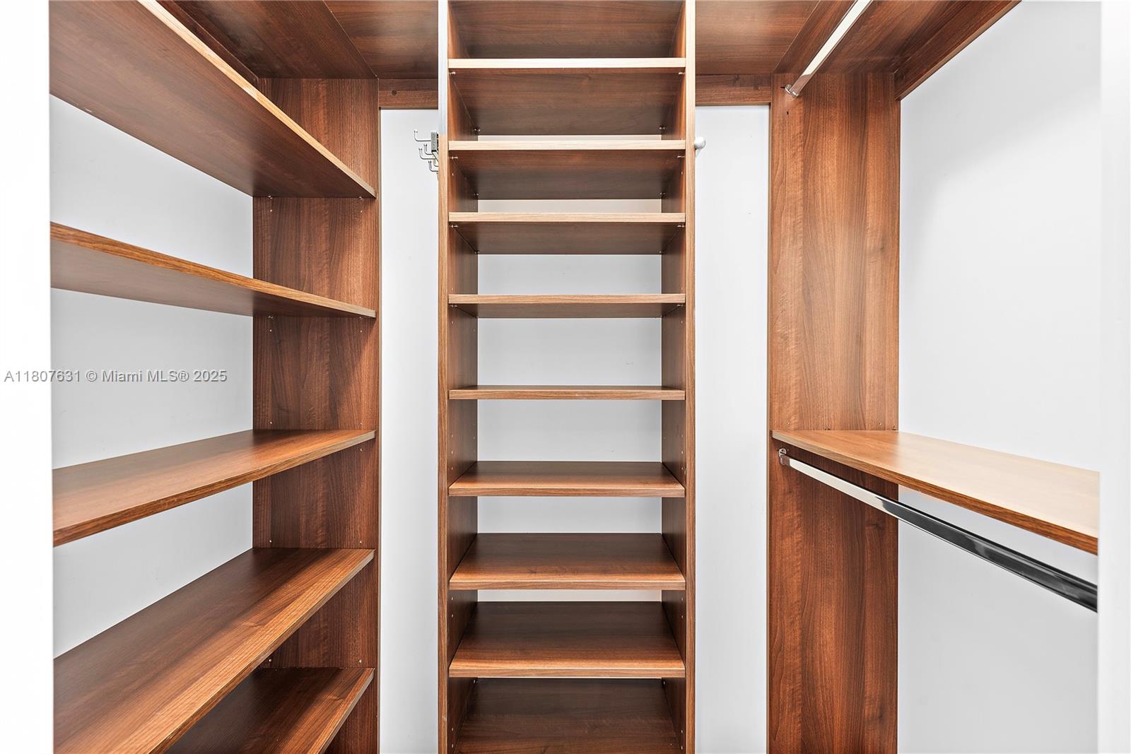 CLUB TOWER TWO CONDO - Residential