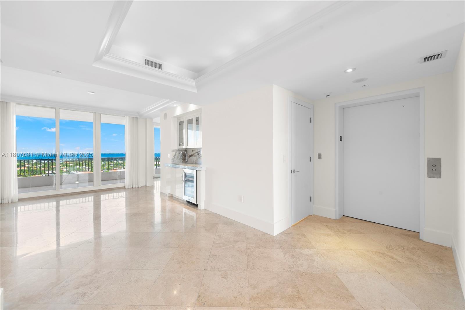 CLUB TOWER TWO CONDO - Residential