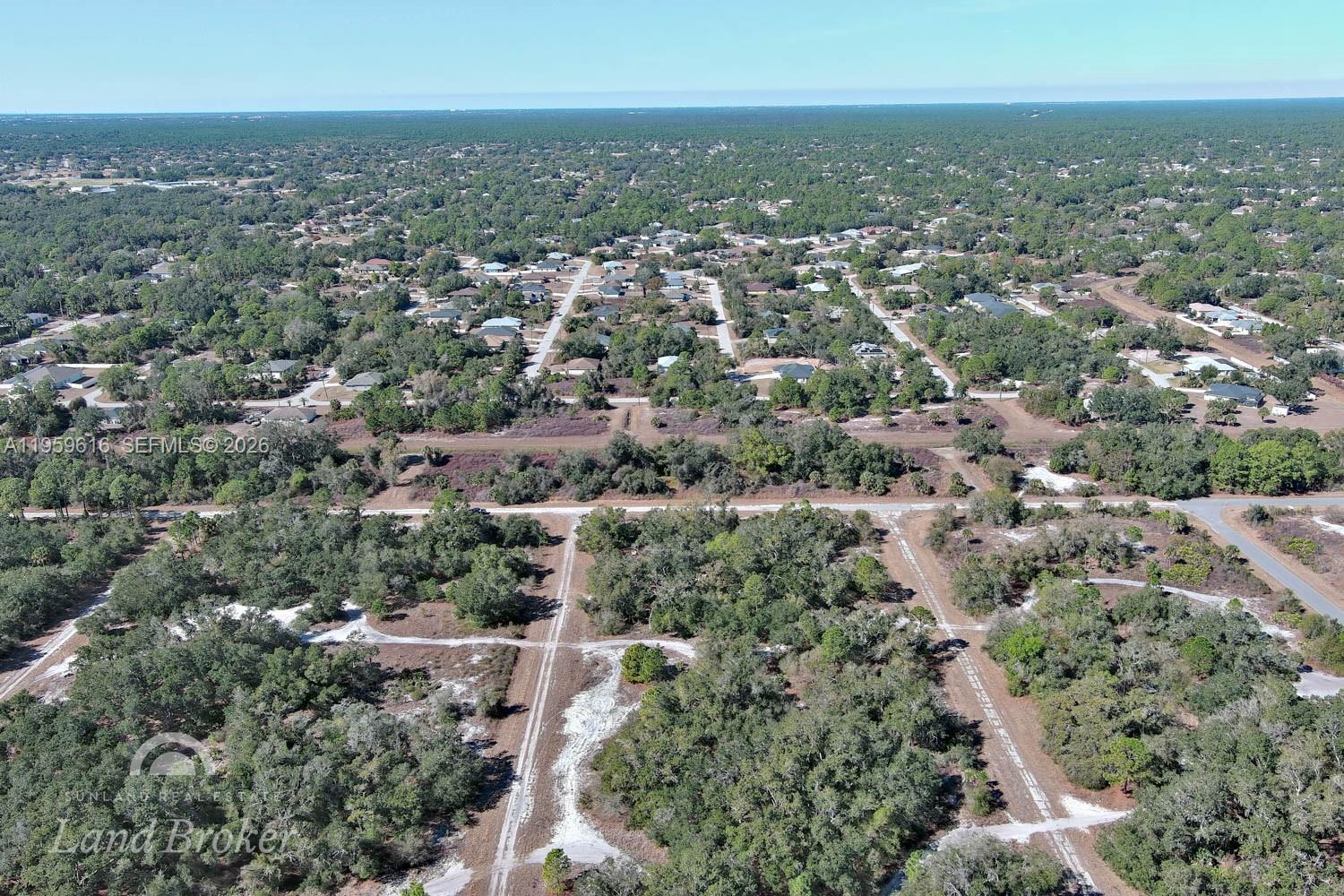 PORT CHARLOTTE - Land