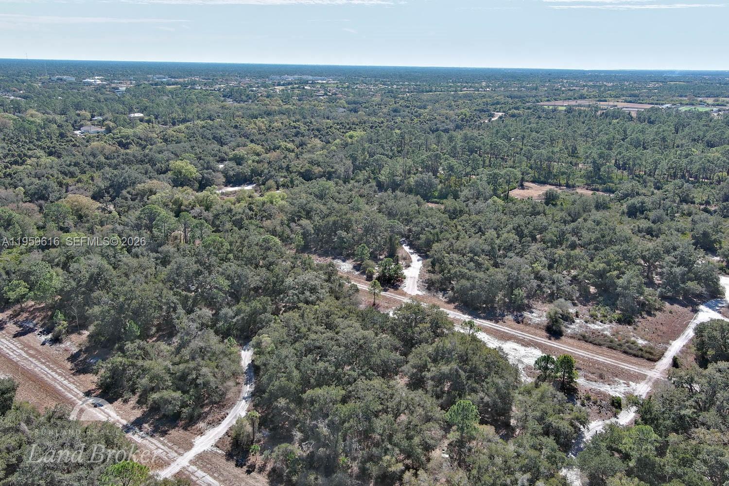 PORT CHARLOTTE - Land