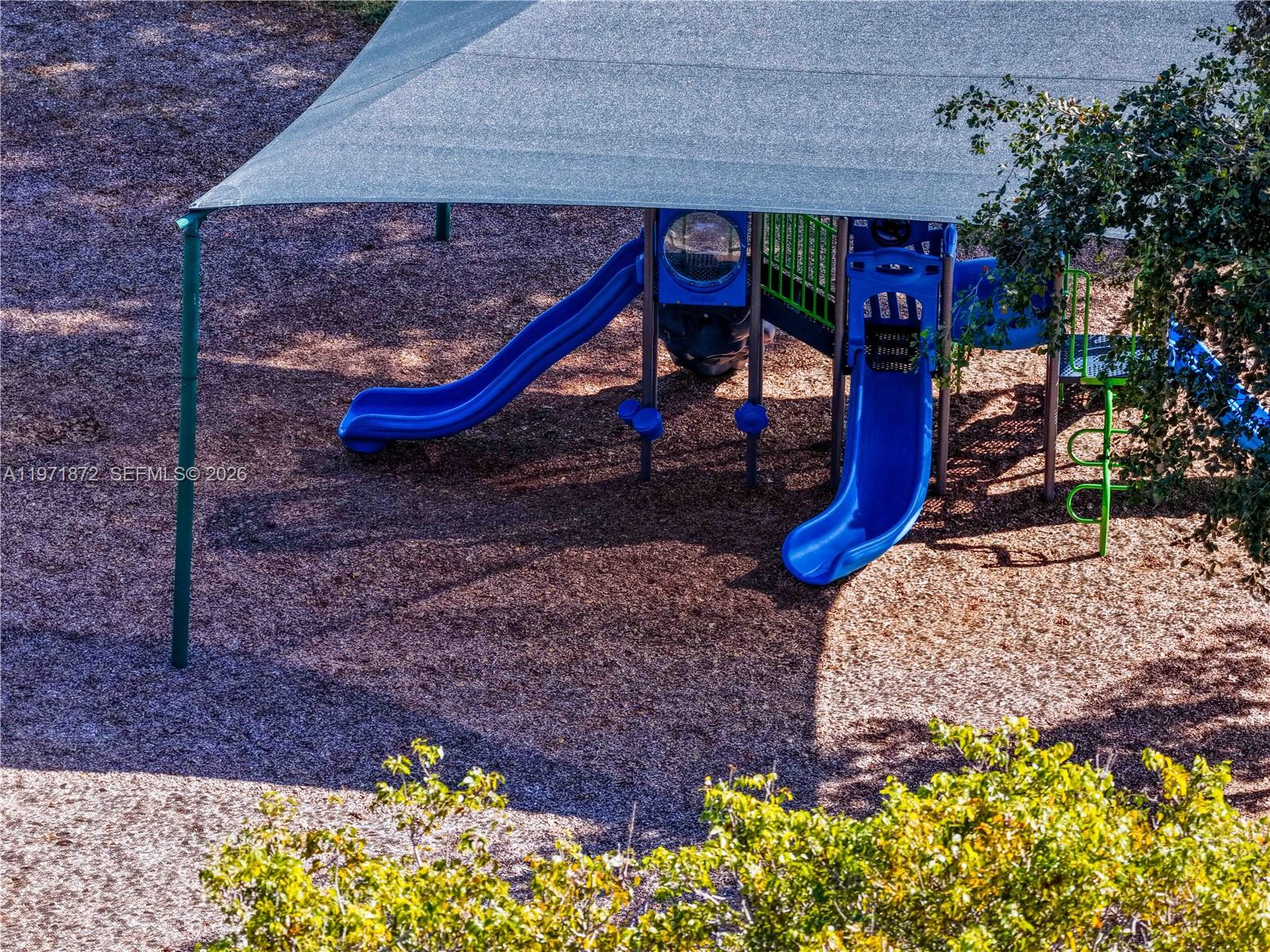 TANGLEWOOD TOWNHOMES SECT - Residential