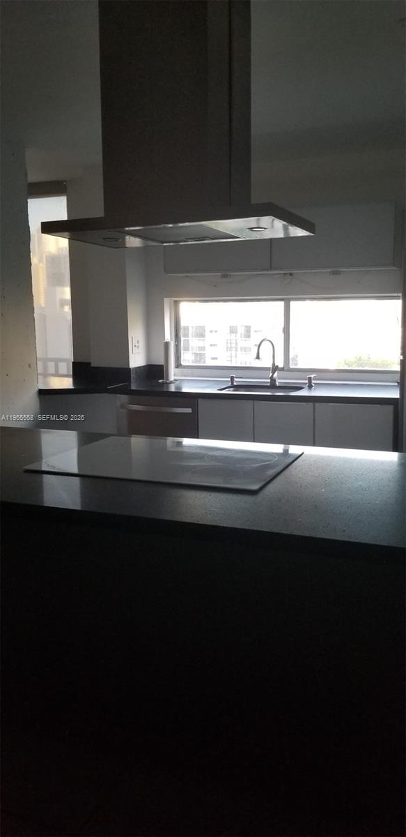 PLAZA OF AMERICAS CONDO P - Residential Lease