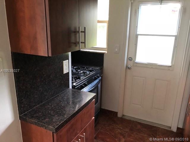 BISCAYNE RIVER GARDENS - Residential