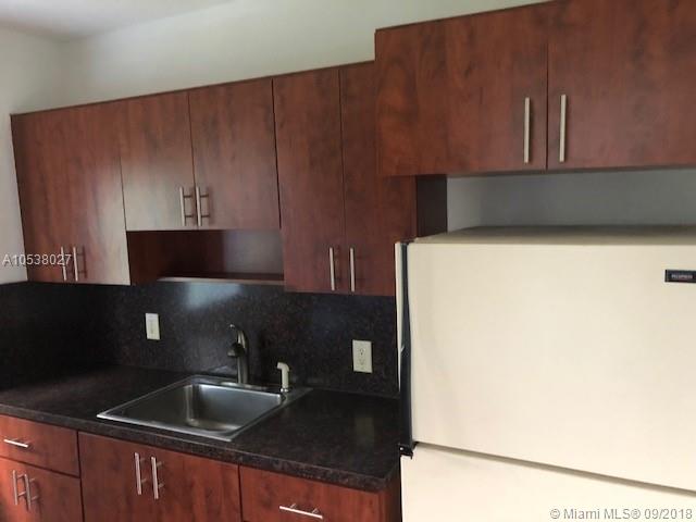 BISCAYNE RIVER GARDENS - Residential