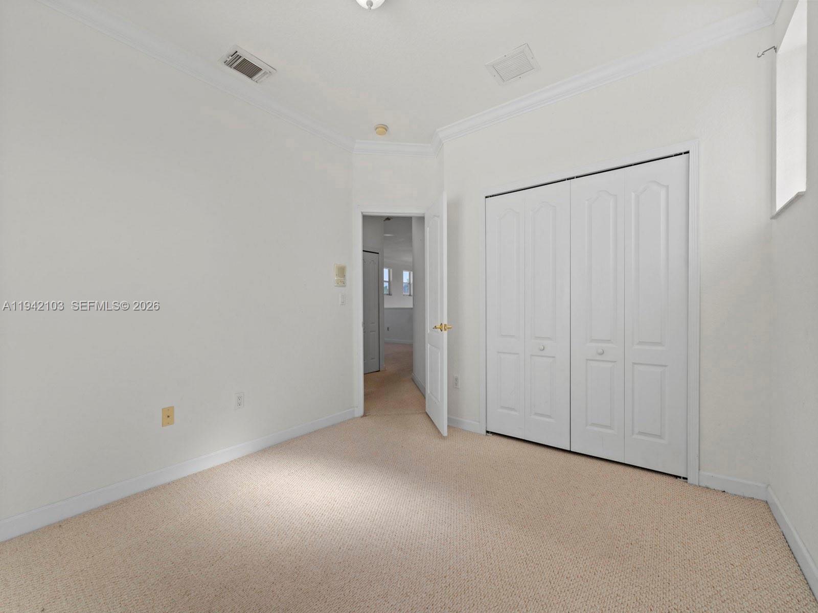 CRESTVIEW LAKES 2ND ADDN - Residential Lease