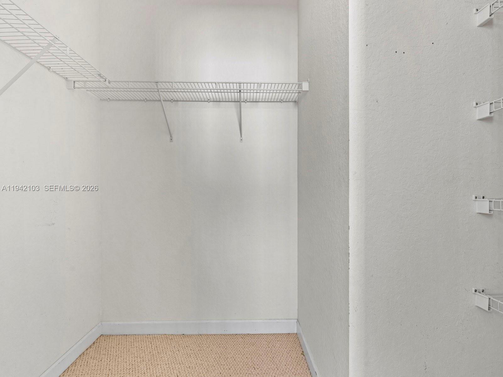 CRESTVIEW LAKES 2ND ADDN - Residential Lease