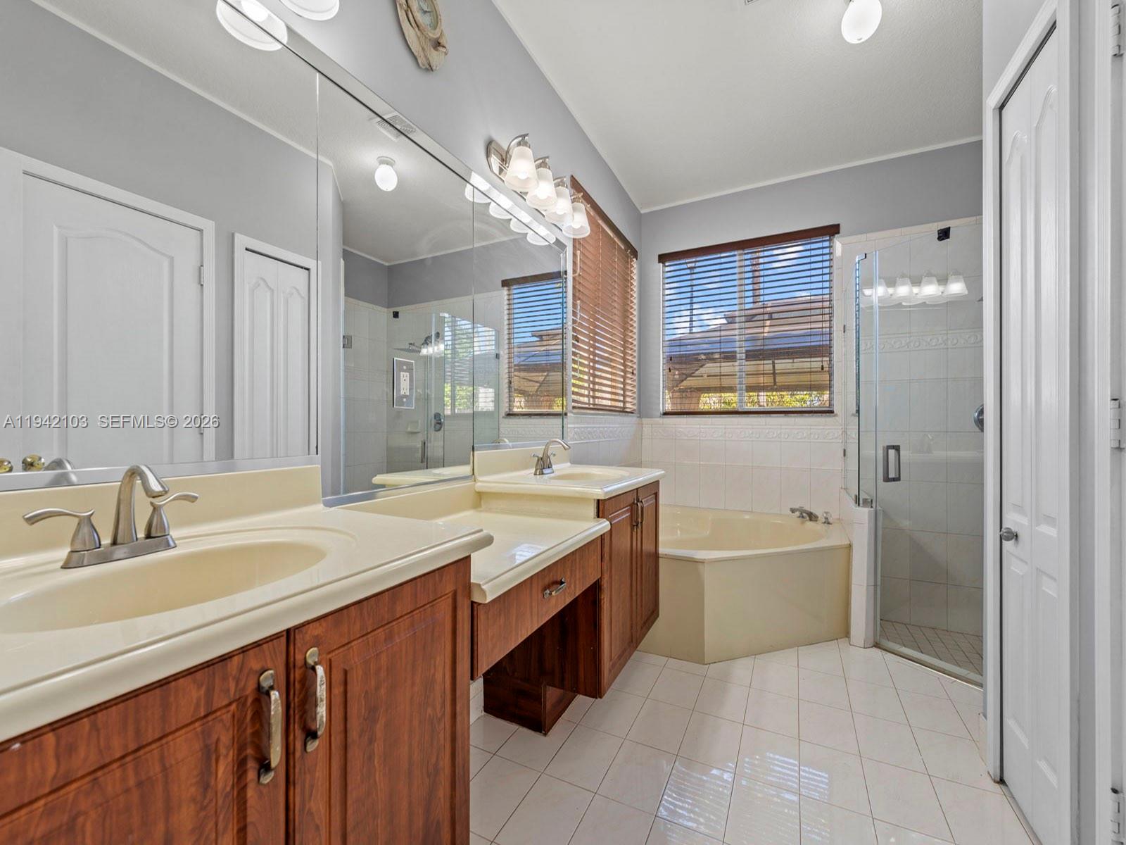 CRESTVIEW LAKES 2ND ADDN - Residential Lease