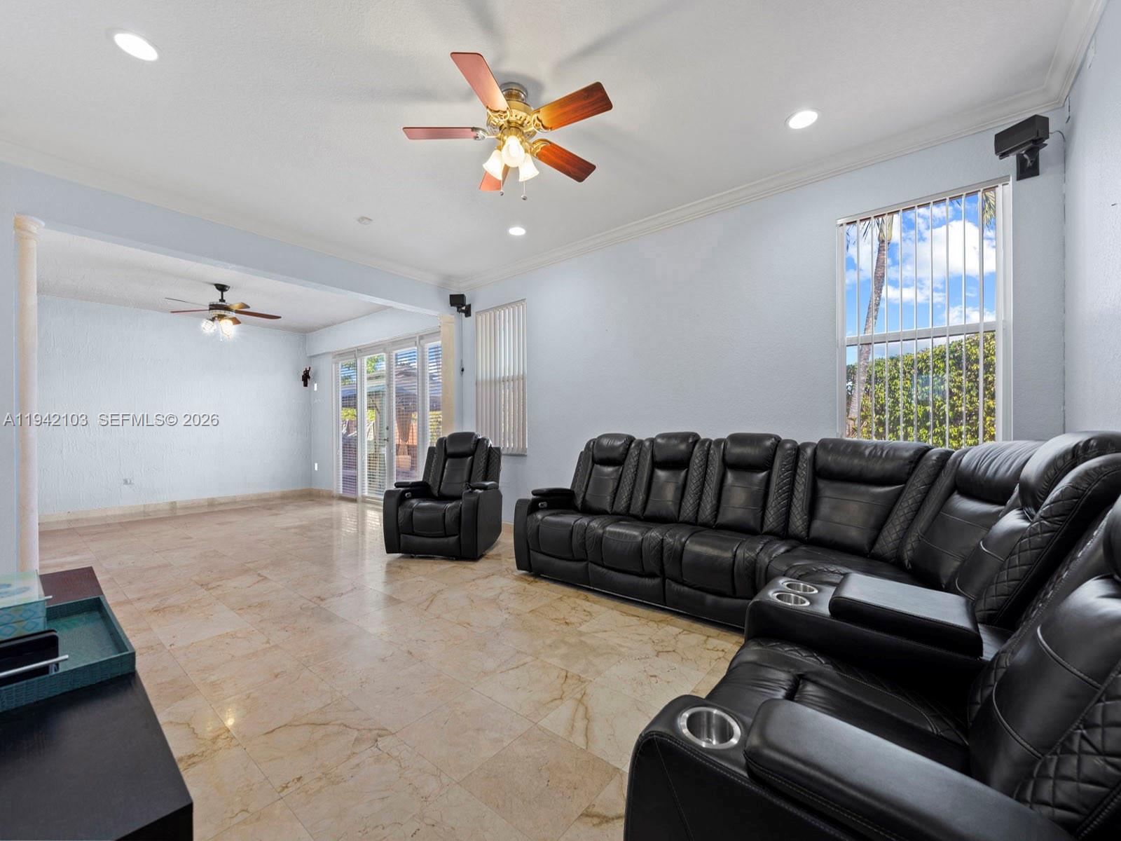 CRESTVIEW LAKES 2ND ADDN - Residential Lease