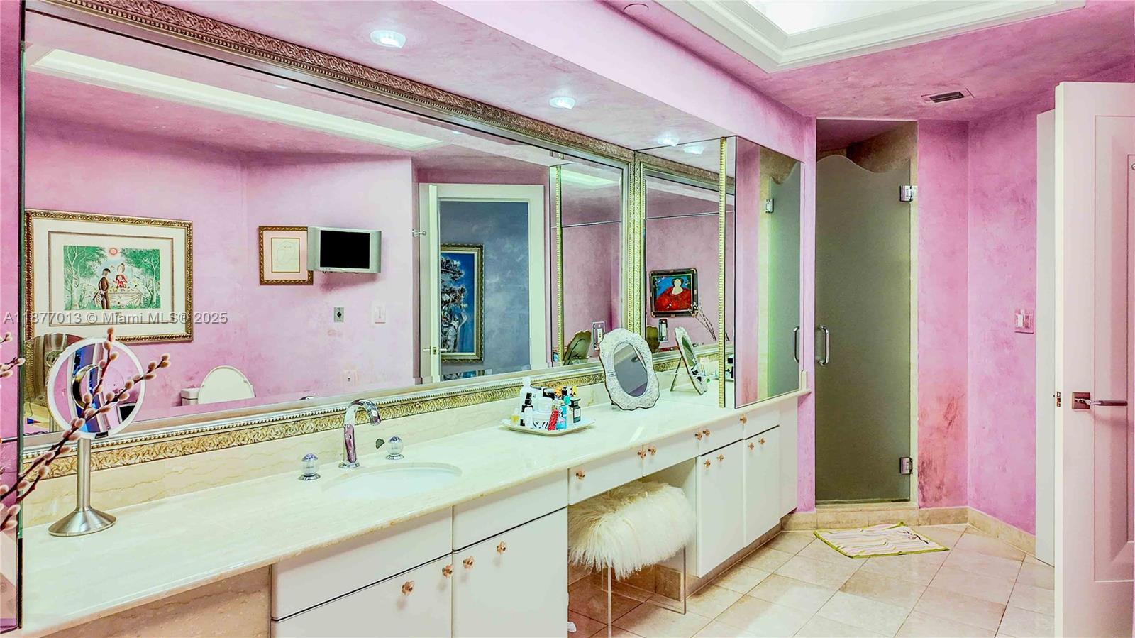 BAL HARBOUR TOWER CONDO - Residential