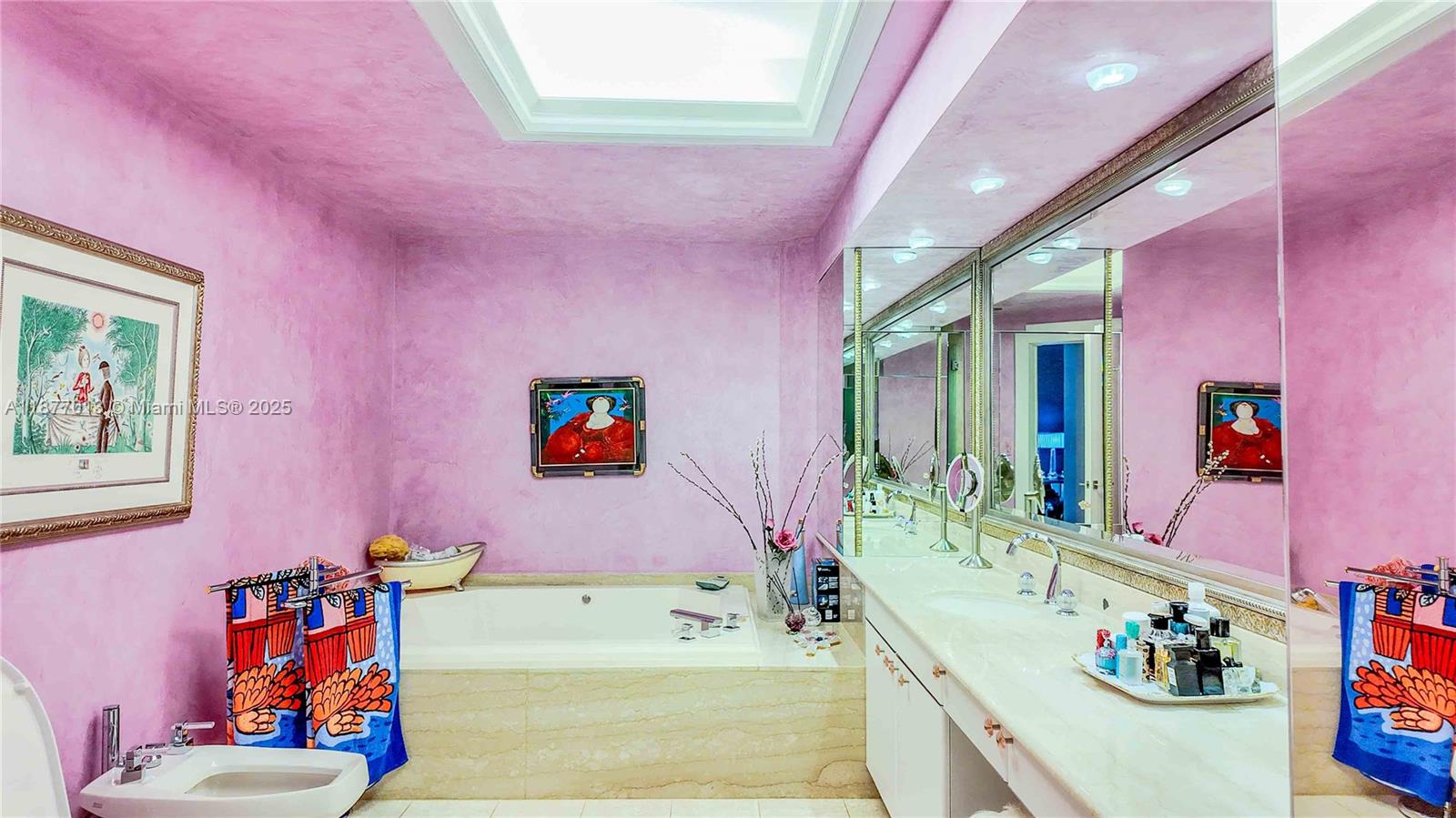 BAL HARBOUR TOWER CONDO - Residential