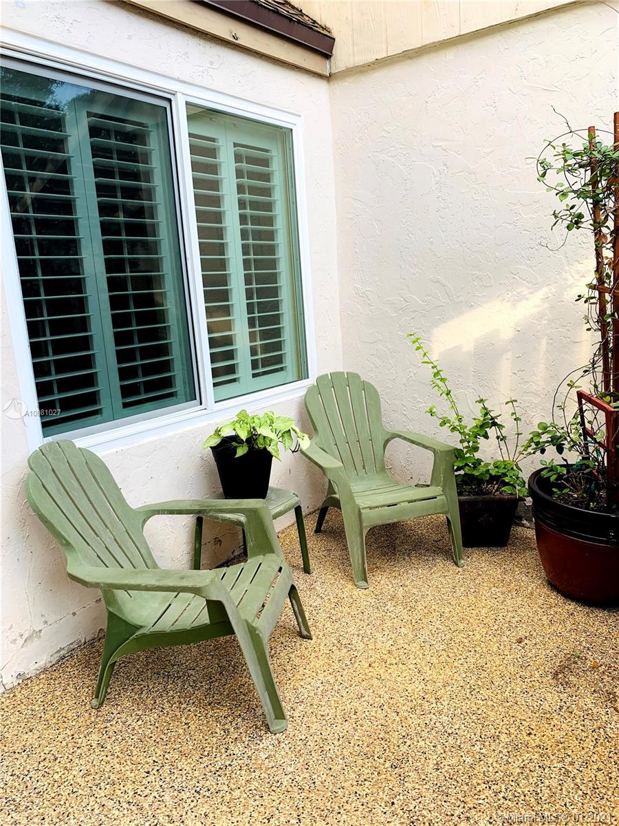 TOWNHOUSES AT JACARANDA 3 - Residential Lease