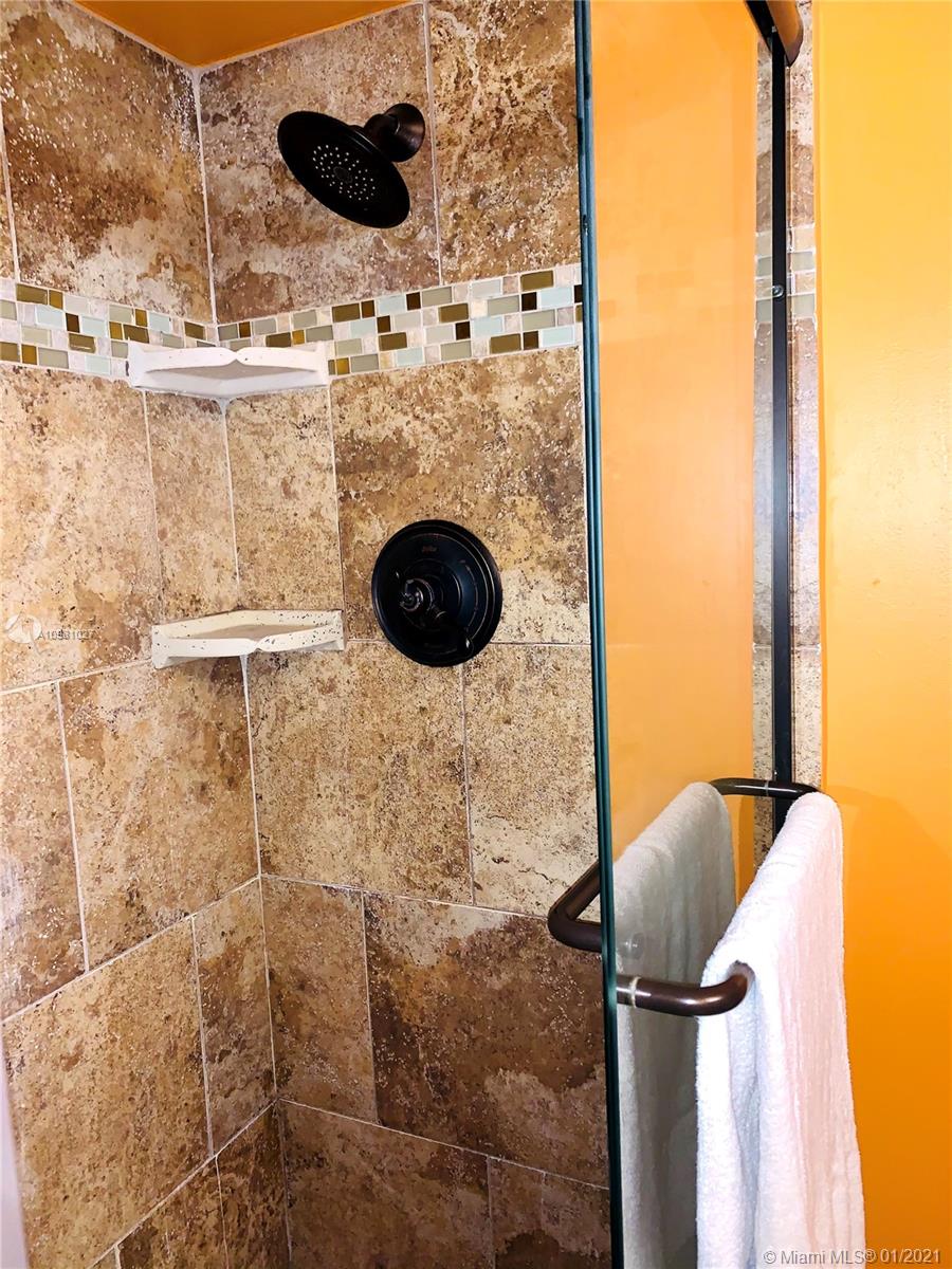 TOWNHOUSES AT JACARANDA 3 - Residential Lease