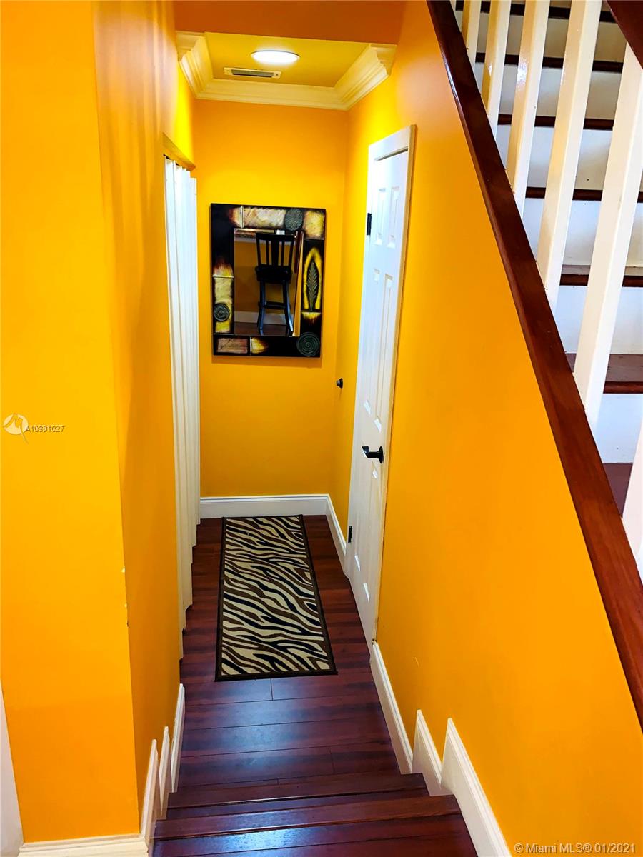 TOWNHOUSES AT JACARANDA 3 - Residential Lease