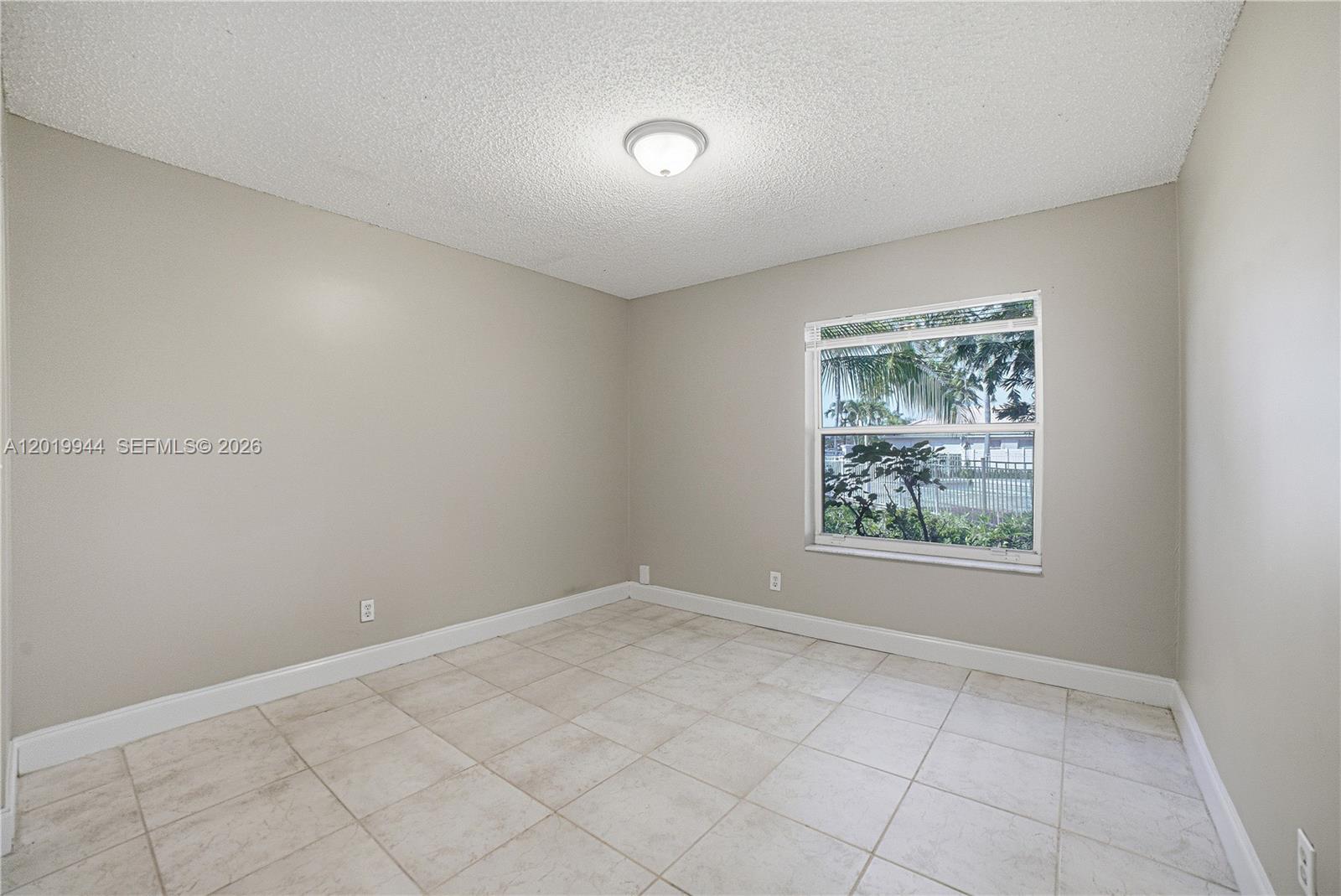 SILVER LAKES AT PEMBROKE - Residential