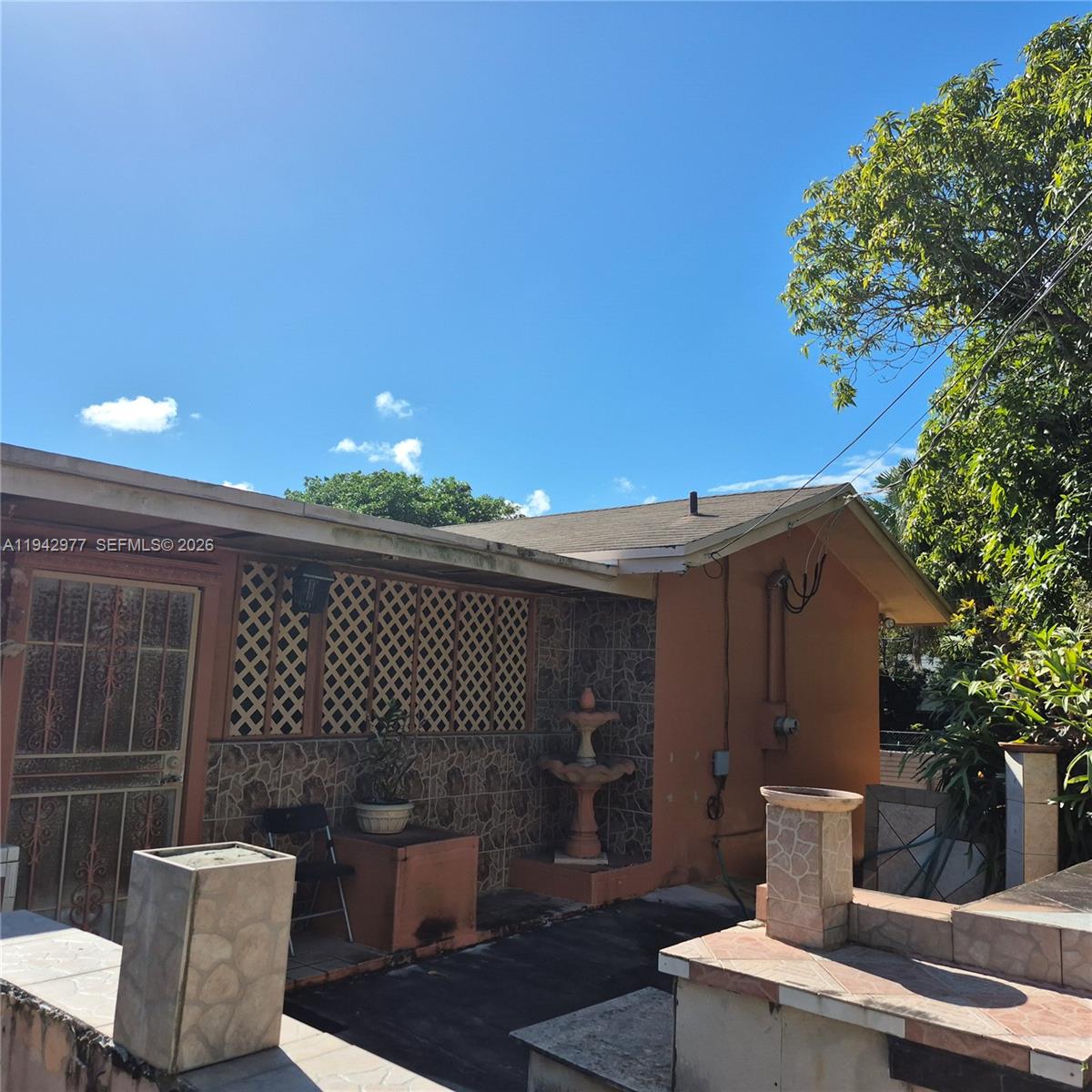 CAMBRIDGE LAWNS - Residential