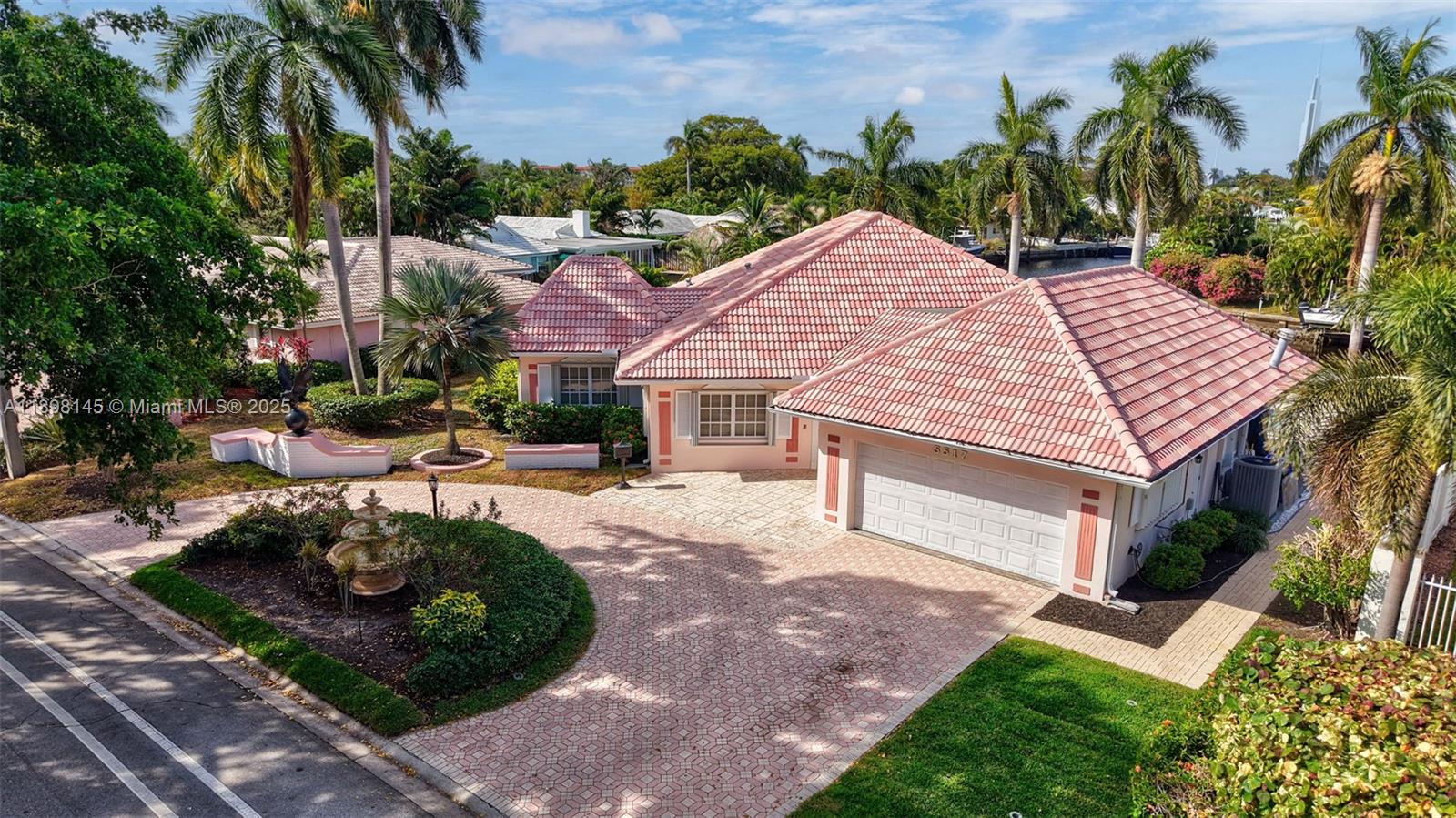 LANDINGS FIRST SEC - Residential