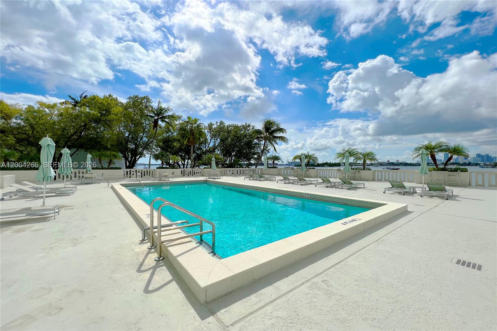 ISLAND TERRACE CONDO - Residential