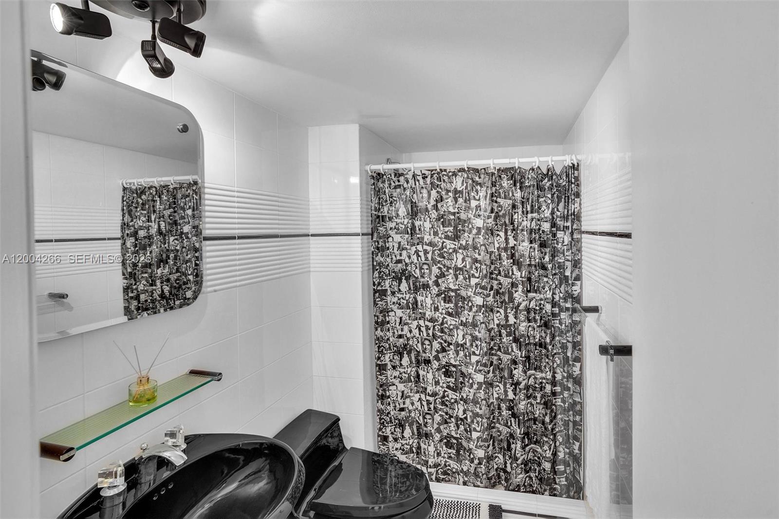 ISLAND TERRACE CONDO - Residential