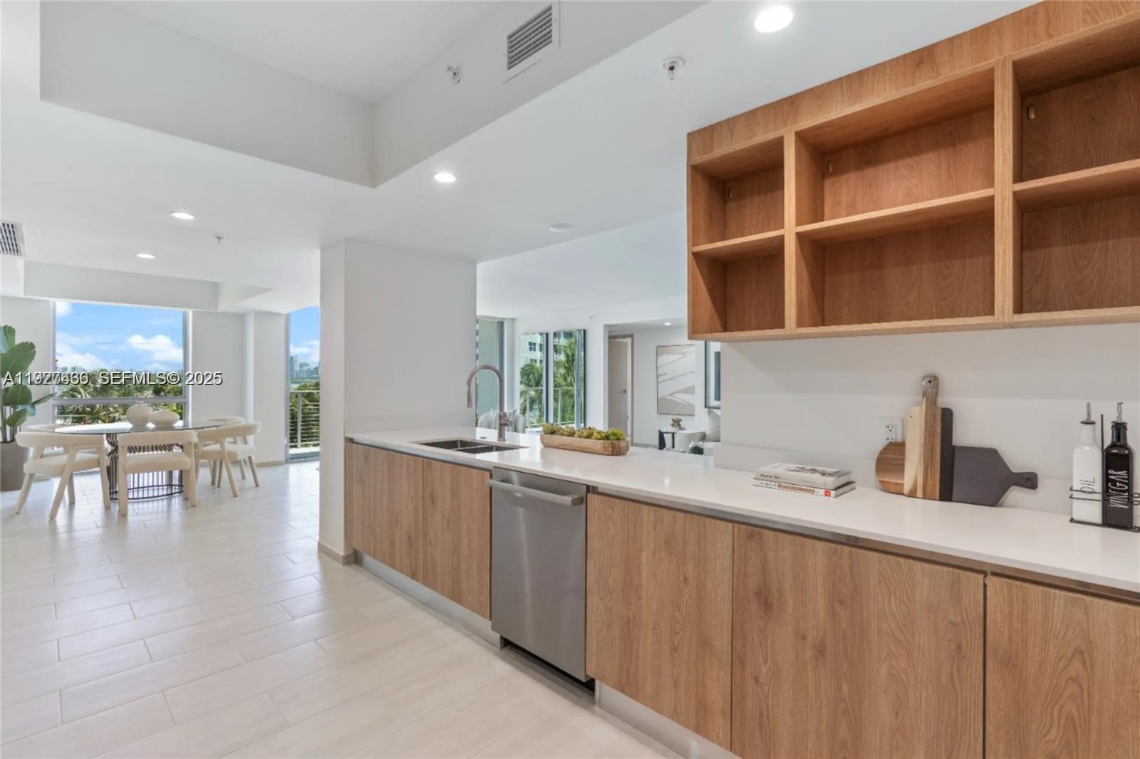 BAY HARBOR ISLAND - Residential Lease