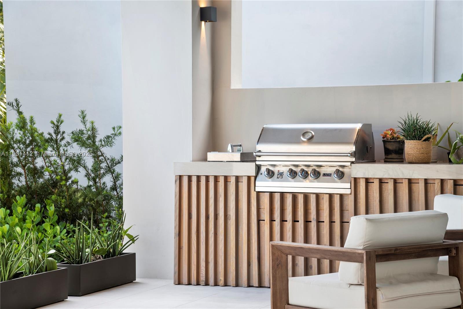 BELLE MEADE 1ST ADDN - Residential Lease