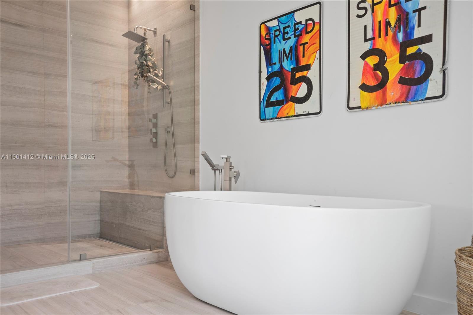 BELLE MEADE 1ST ADDN - Residential Lease