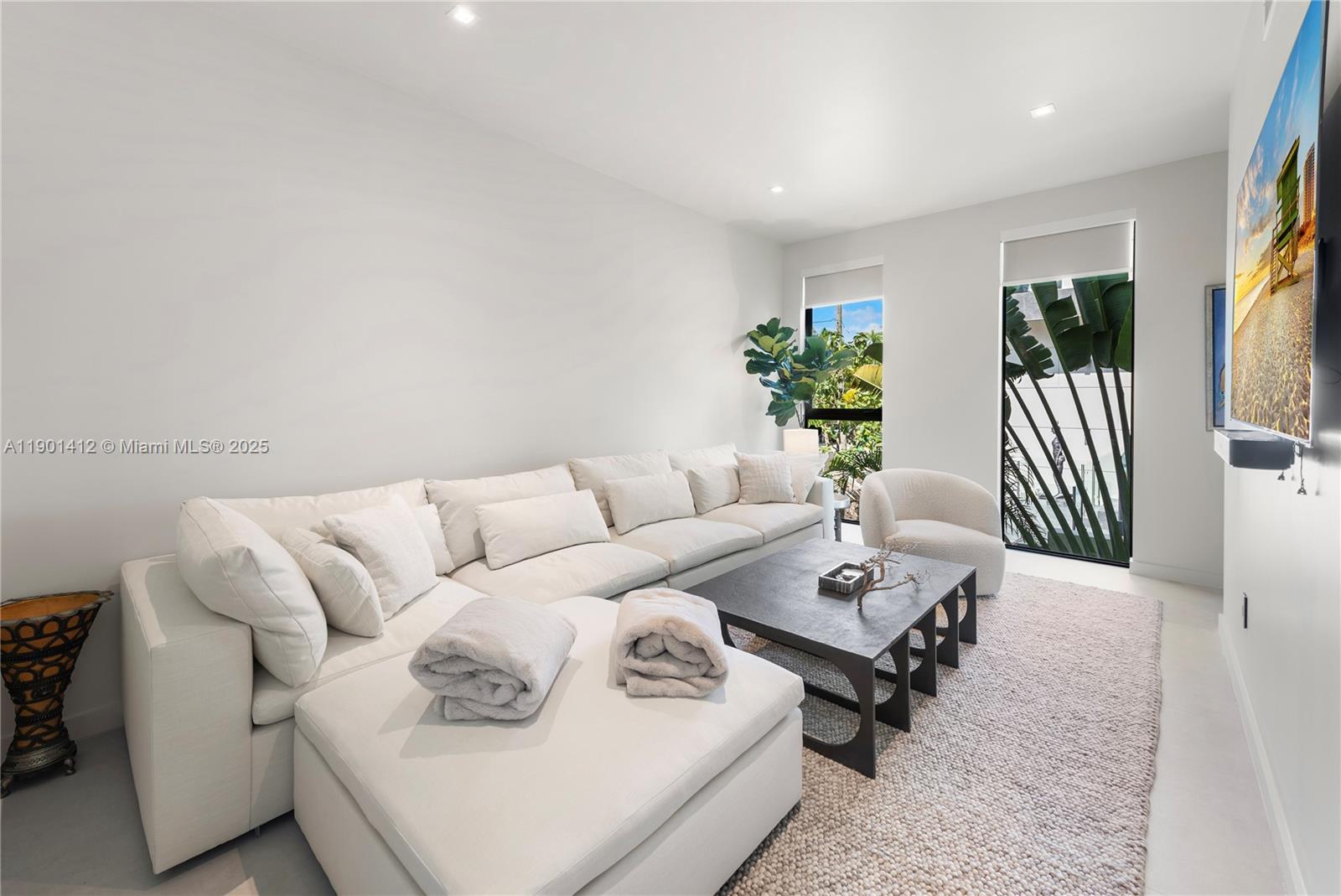 BELLE MEADE 1ST ADDN - Residential Lease