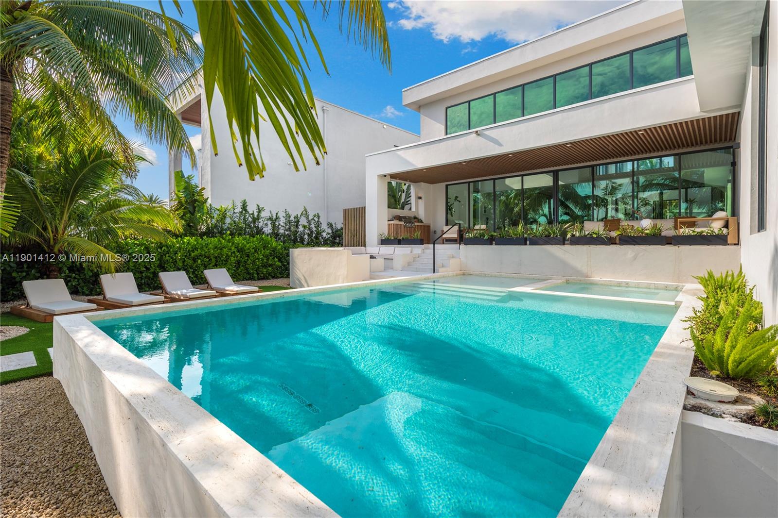 BELLE MEADE 1ST ADDN - Residential Lease