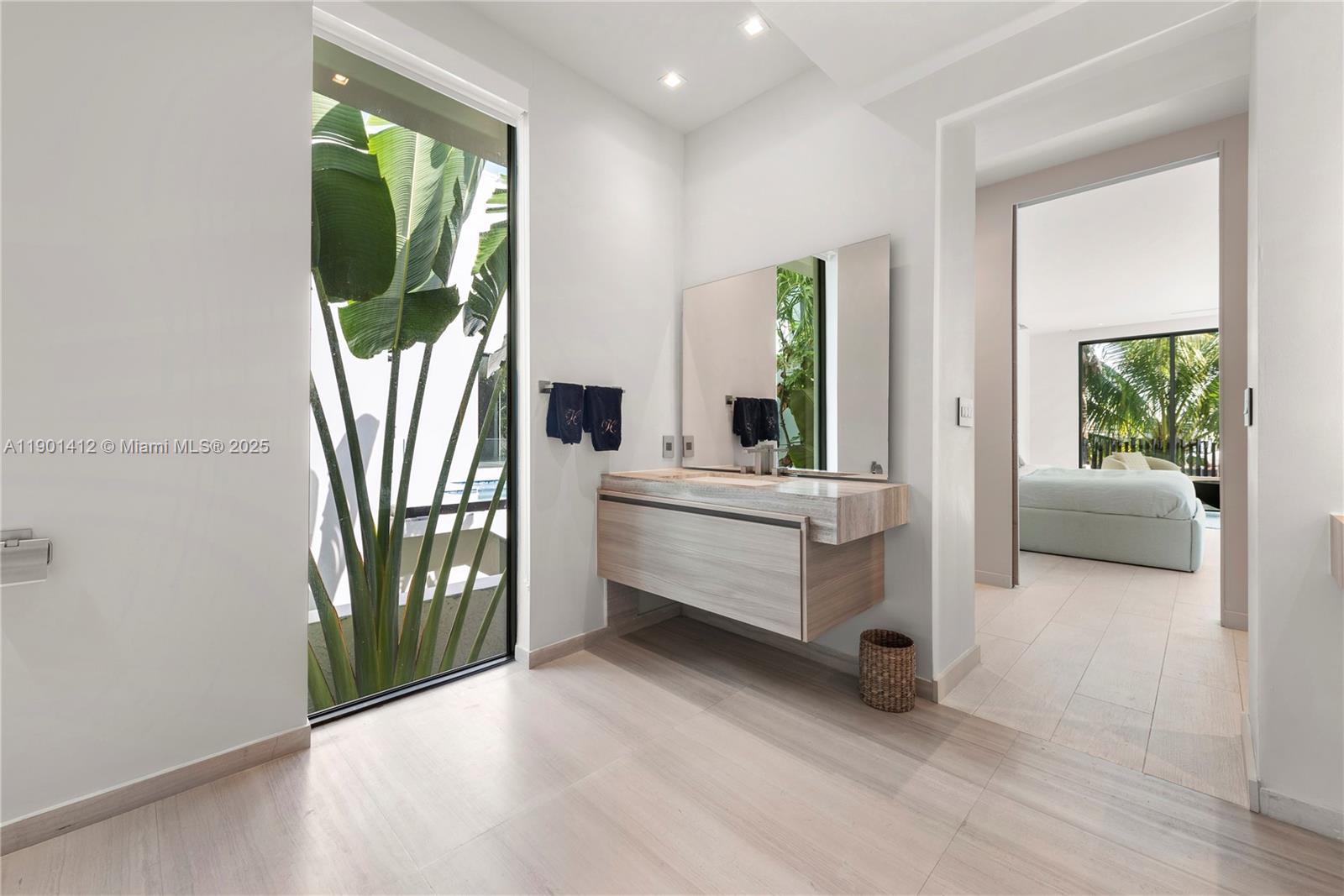 BELLE MEADE 1ST ADDN - Residential Lease