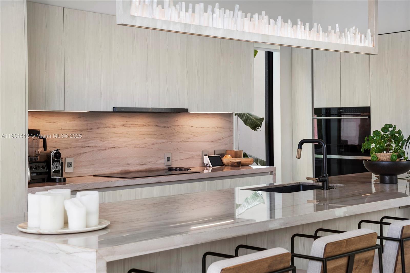 BELLE MEADE 1ST ADDN - Residential Lease