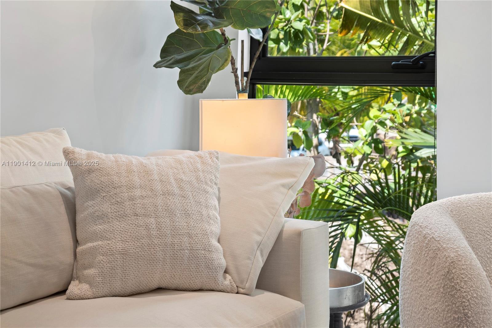 BELLE MEADE 1ST ADDN - Residential Lease