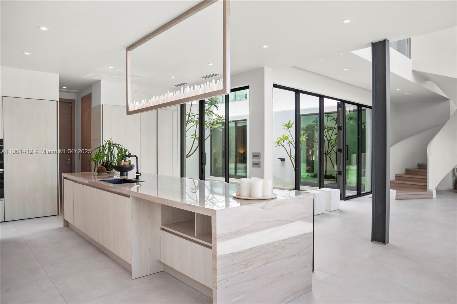 BELLE MEADE 1ST ADDN - Residential Lease