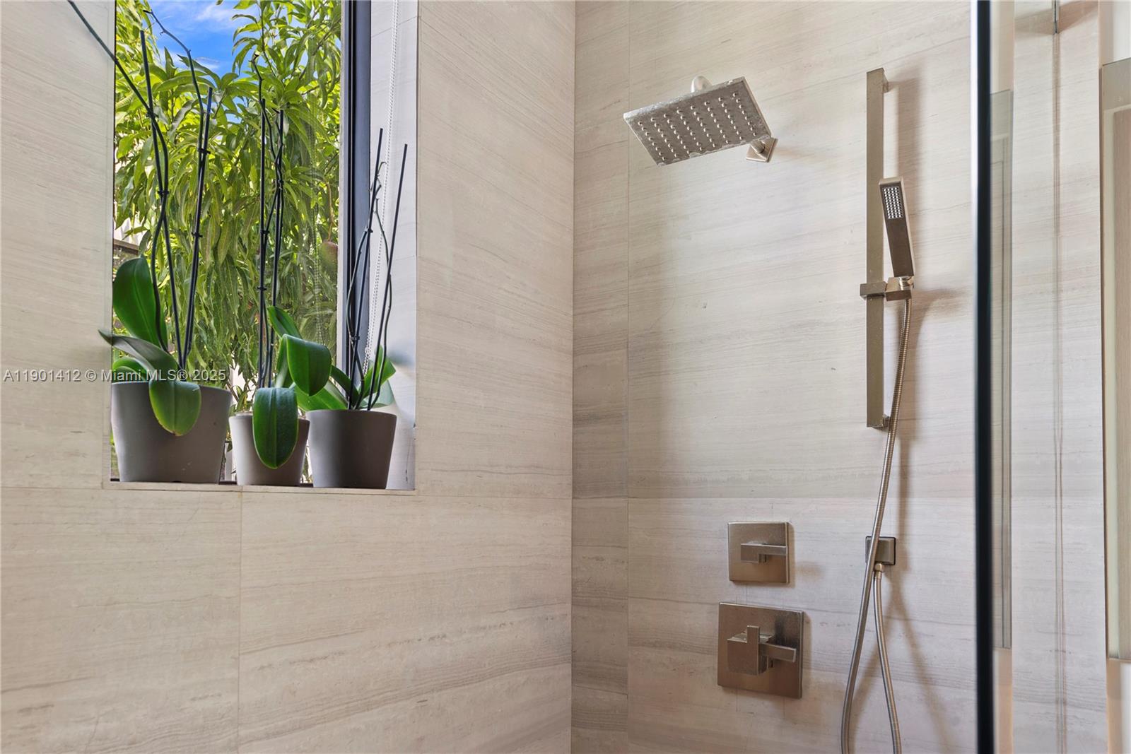 BELLE MEADE 1ST ADDN - Residential Lease