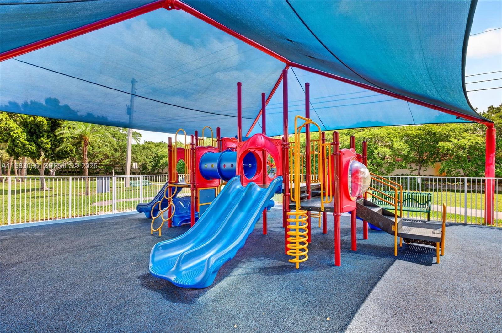 Grand Palms - Residential