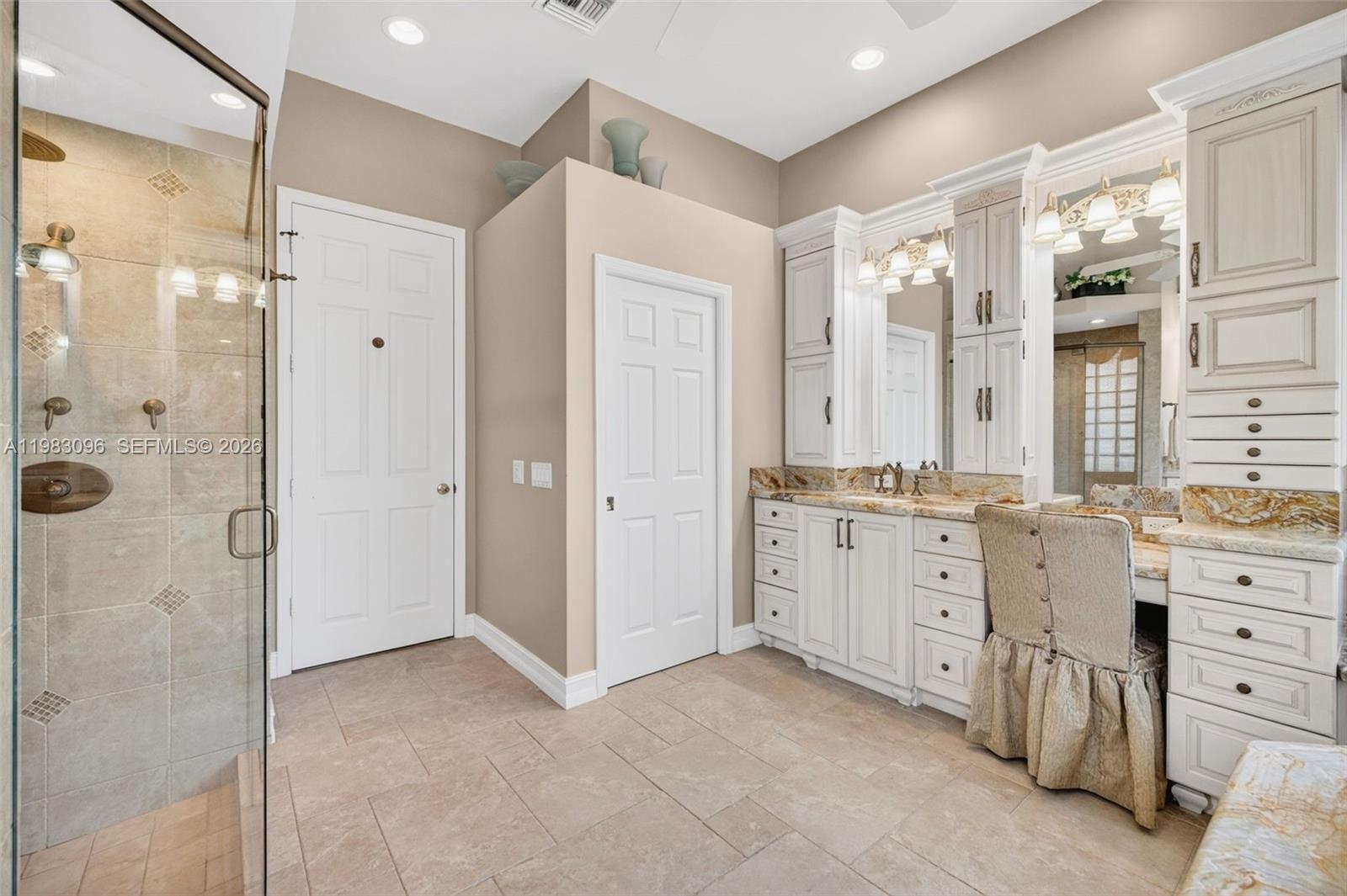 Grand Palms - Residential