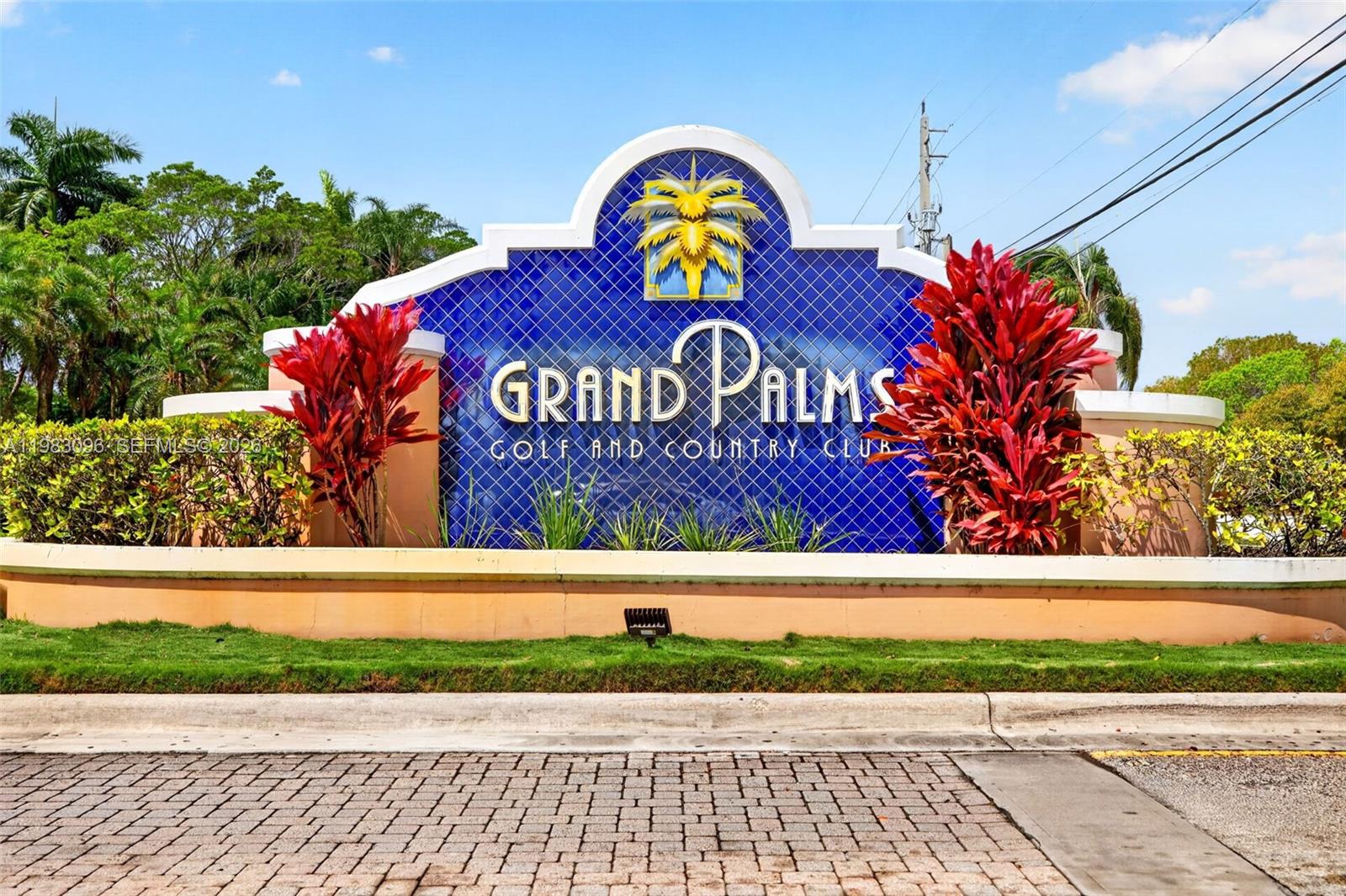 Grand Palms - Residential
