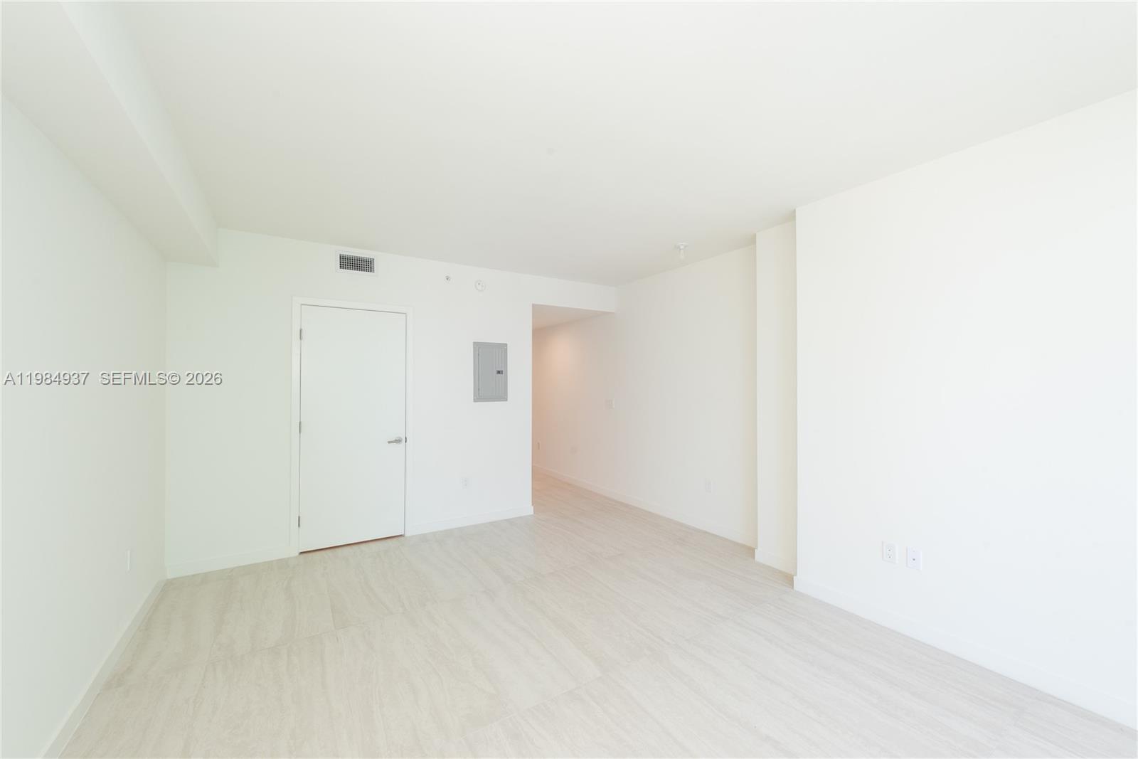 77 SE 5th Street 4004