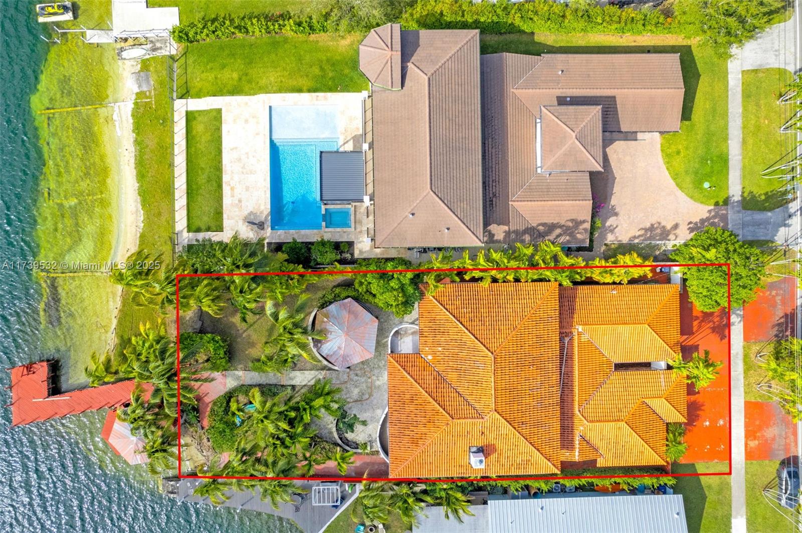 LAKE CATALINA - Residential