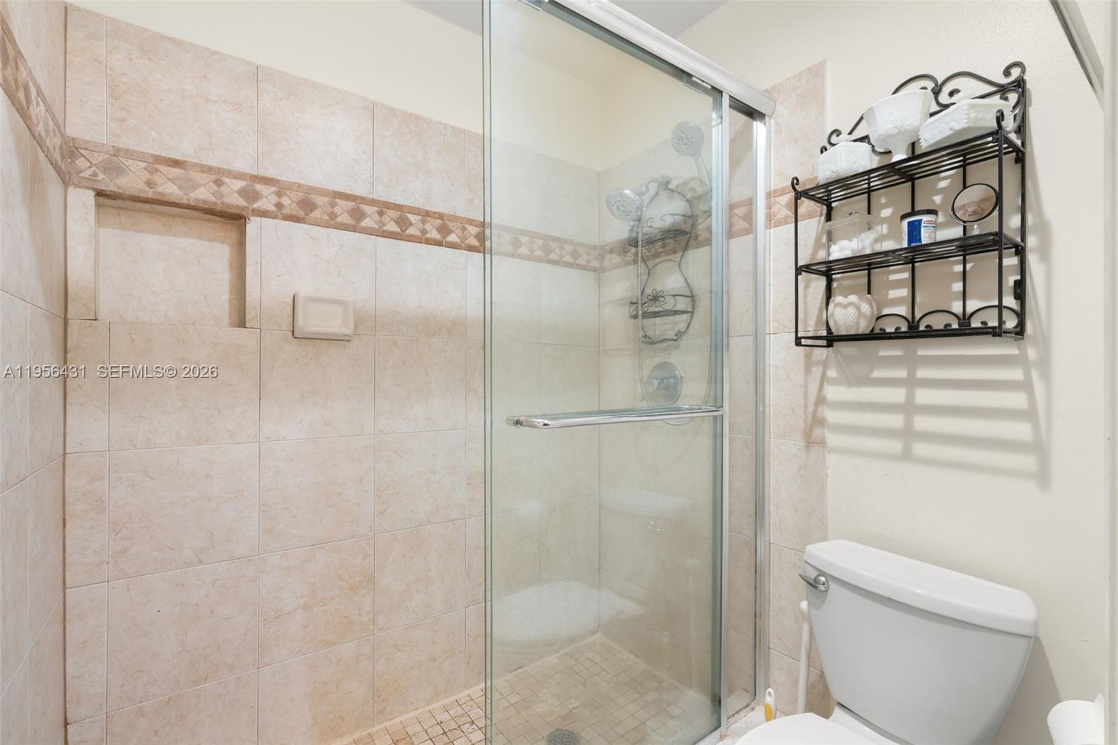 TARA II CONDO - Residential