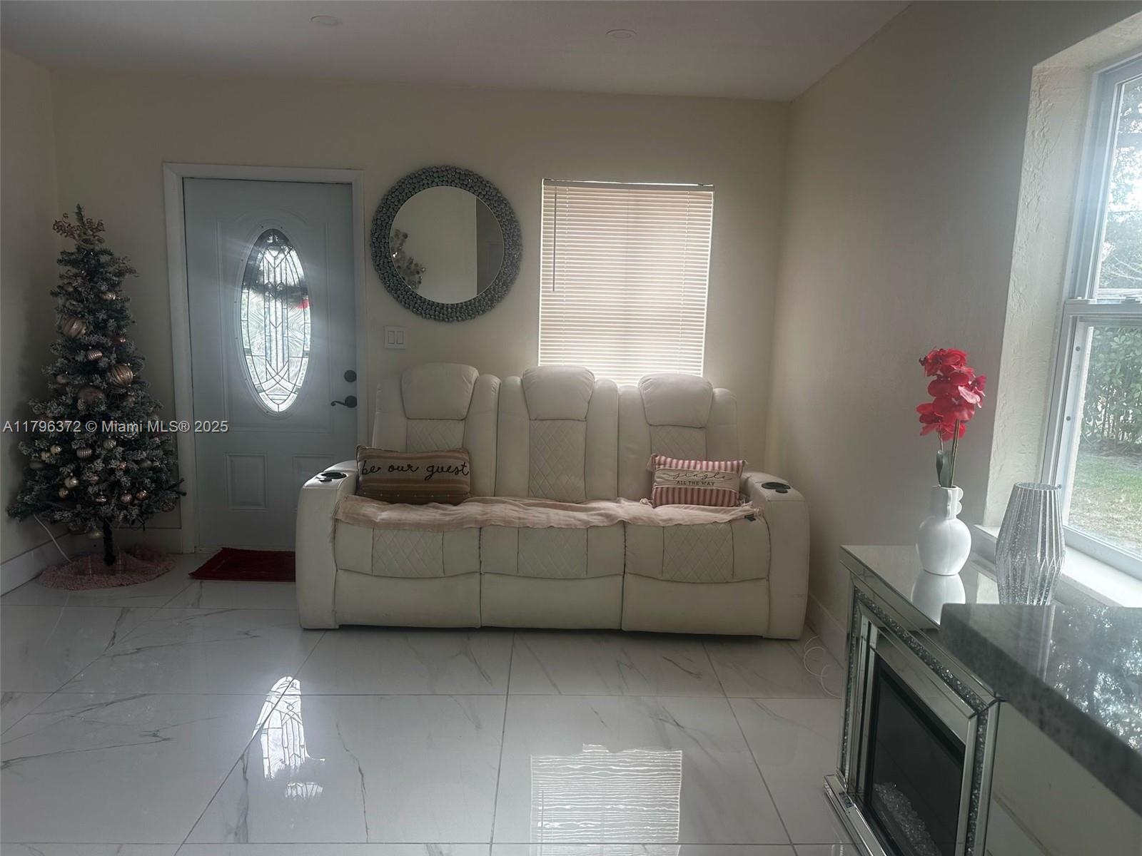 12801 Westview Dr n/a