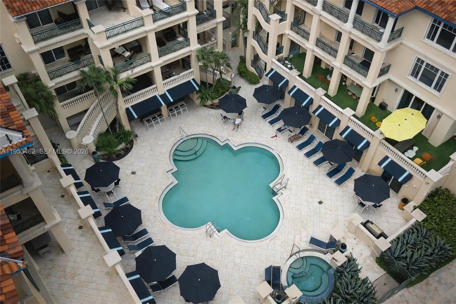 VILLAS OF POSITANO CONDO - Residential